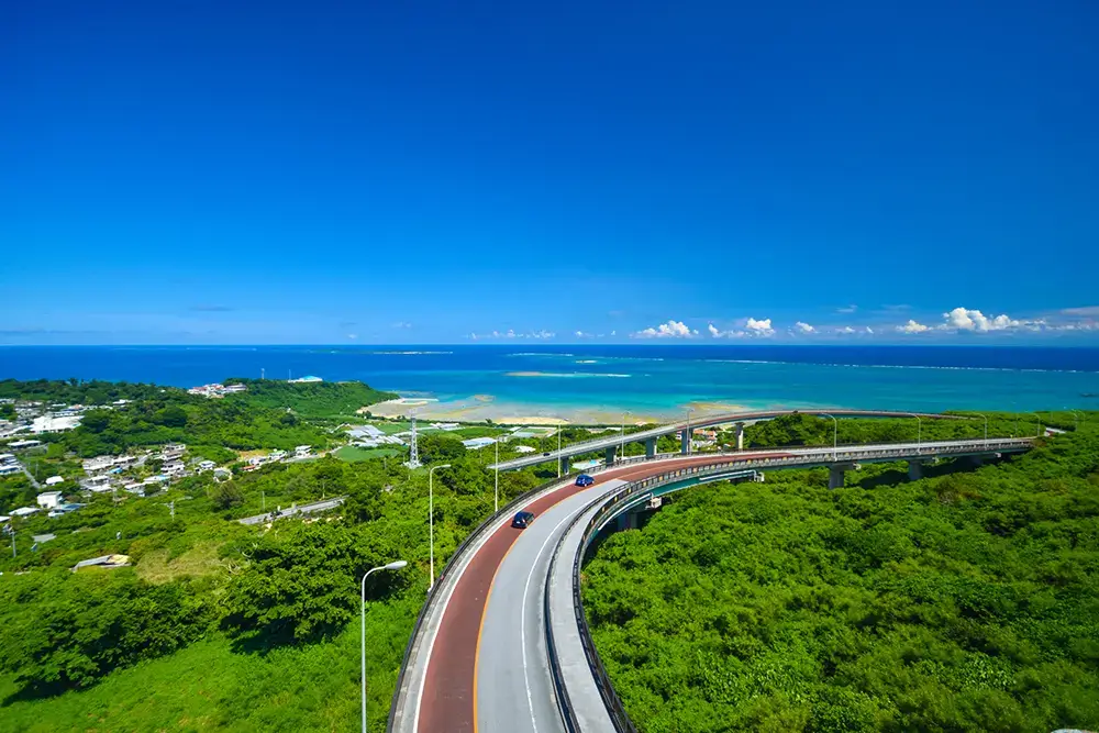 享受絕景兜風