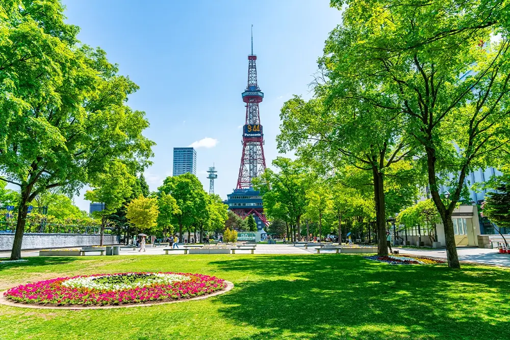 札幌のシンボルを巡る